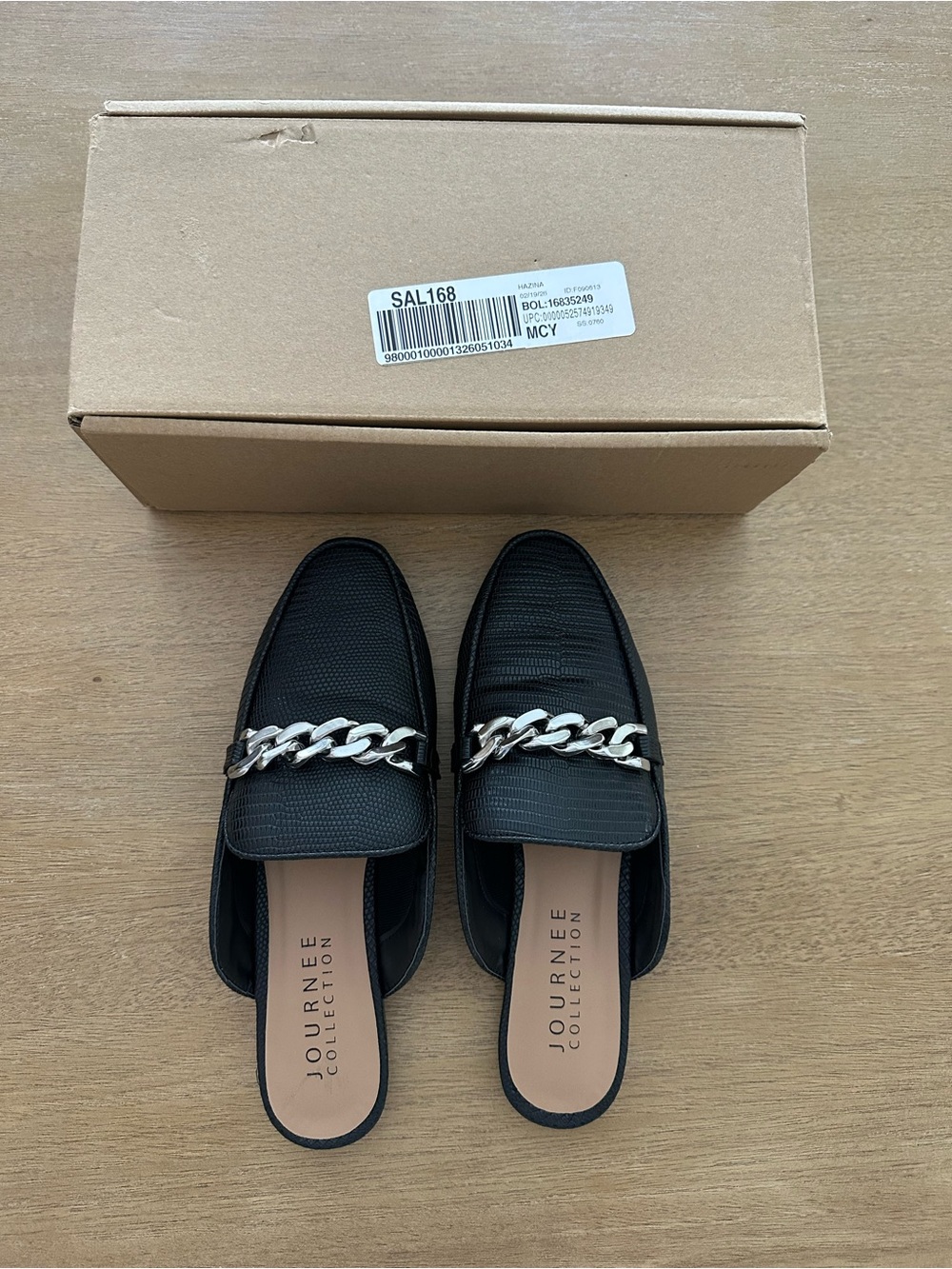 Journee Collection Women's Hazina Slip-On Mules Flats